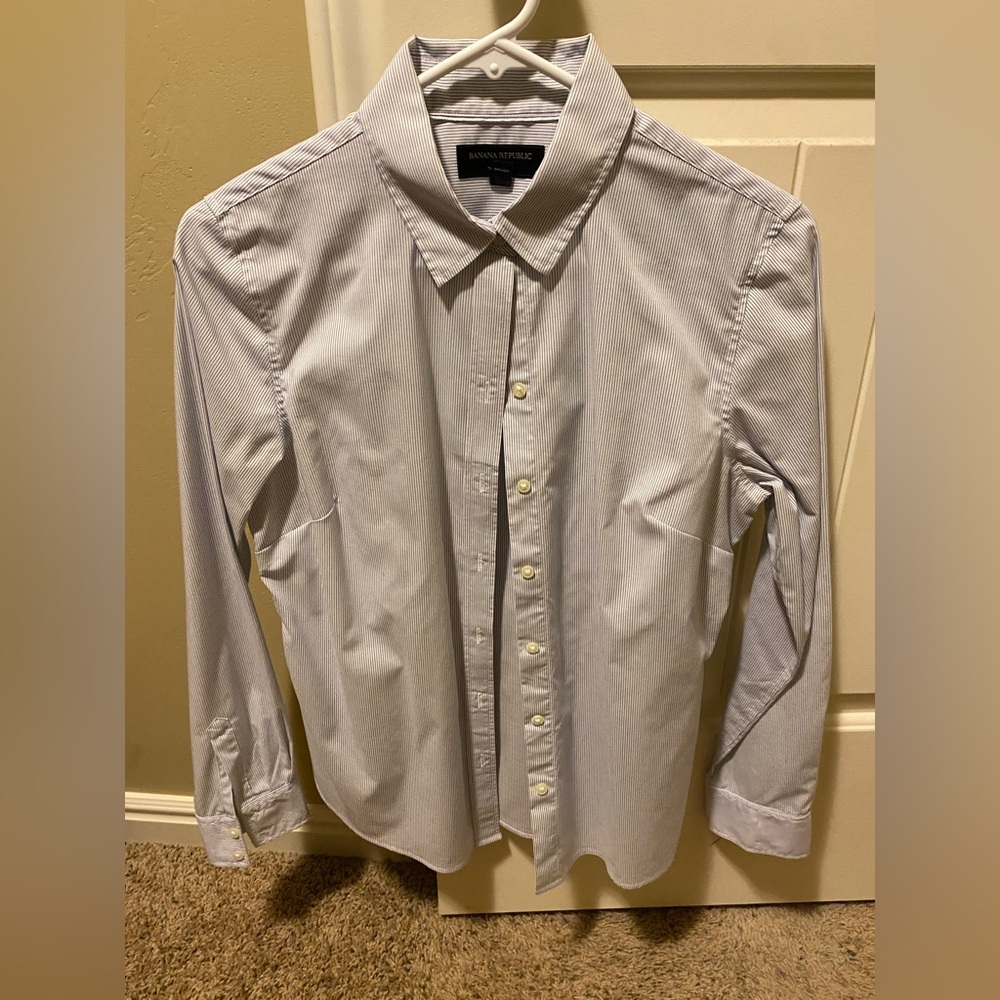 Banana Republic button down shirt petite